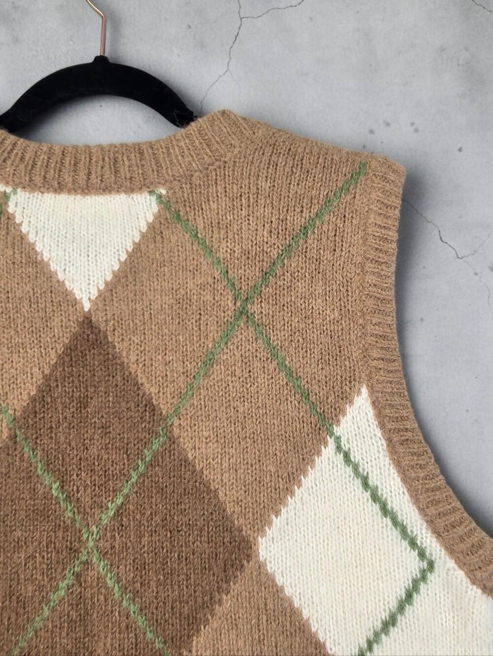 Sezane Sweater Vest Khaki Cream Argyle Crop Crew Neck Alpaca Blend Size Large - Picture 13 of 15
